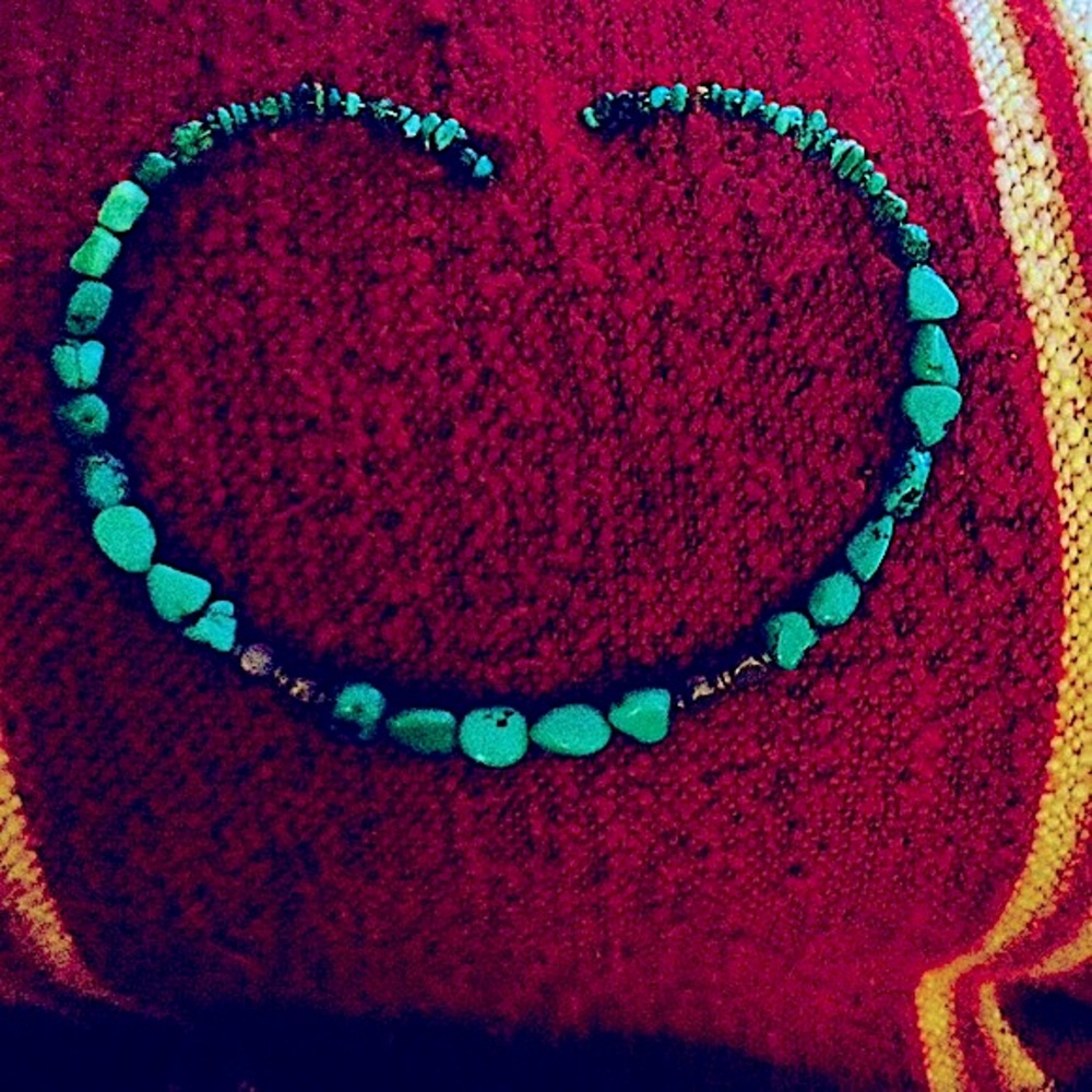 Lookin chic Turquoise choker